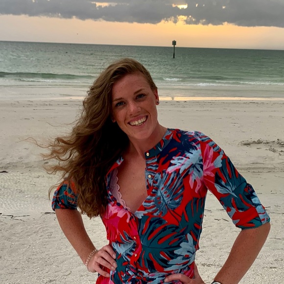 Meet your Posher, Erica - Picture 1 of 1